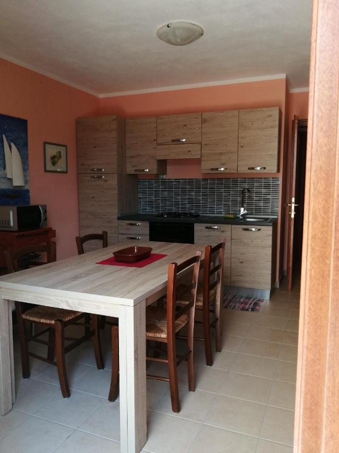 Residence Degli Ulivi Ossi Kültér fotó