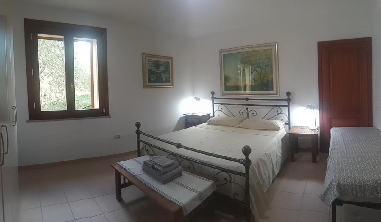 Residence Degli Ulivi Ossi Kültér fotó